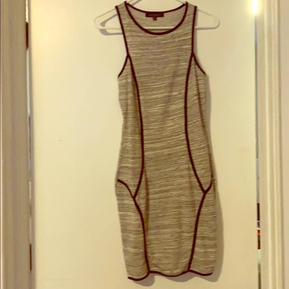 Green envelope 🔲 dress
